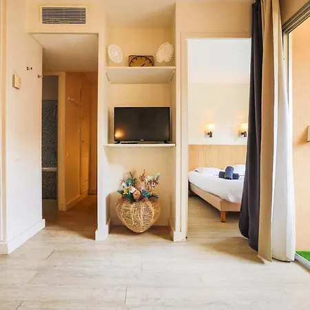 Apartamento Lx103 T2 Balcon, Piscine Et Acces A *