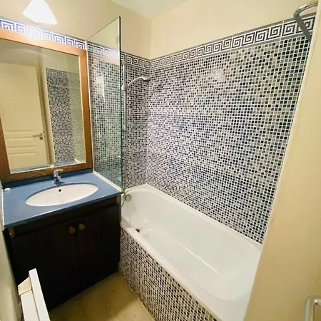 Lx103 T2 Balcon, Piscine Et Acces A Apartamento